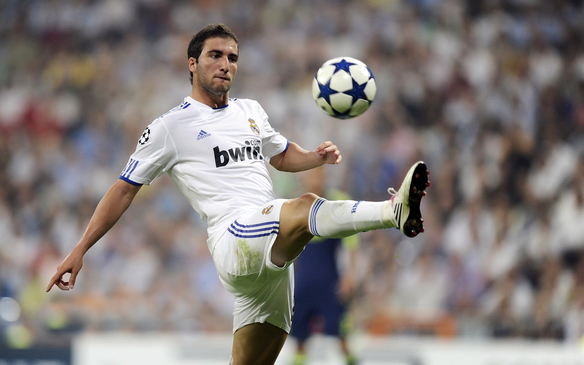 勇士关键战突围深圳队,欧文关键时刻站出来,诠释何为大场面先生