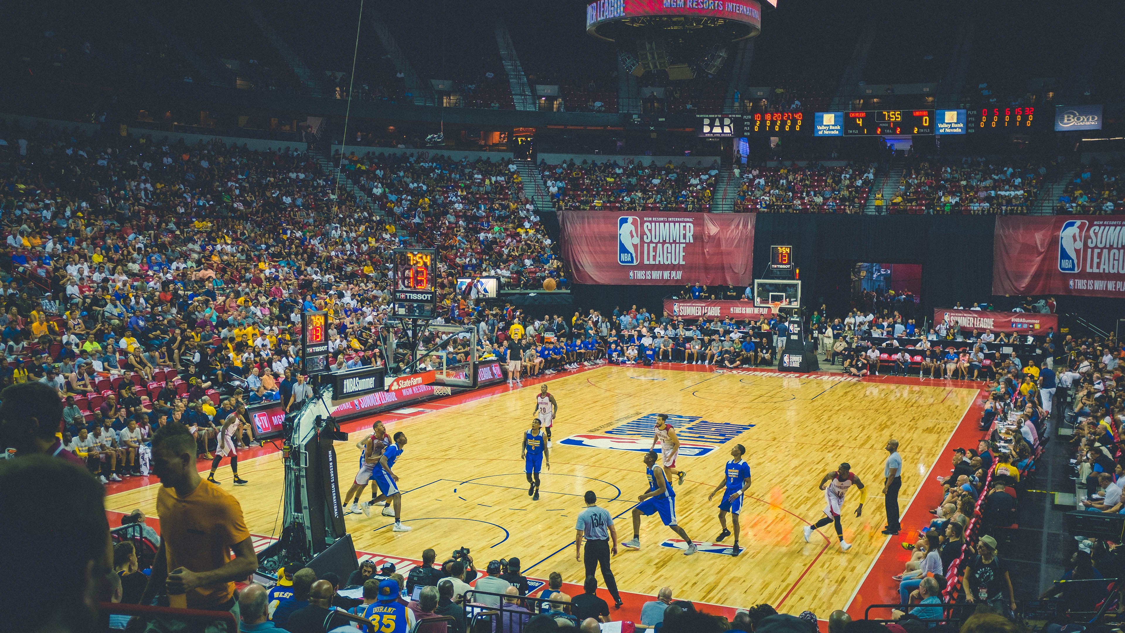 爵士终结76人,米切尔在沉默中爆发的巨星宣言