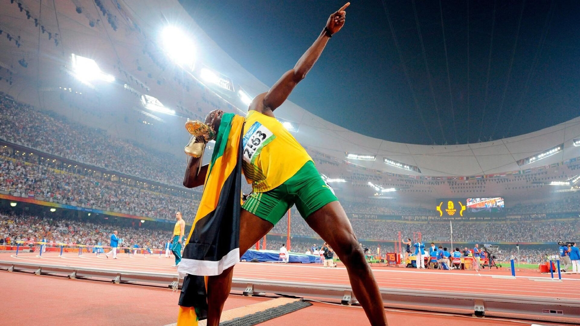 恩佐关键进球定乾坤，美国爆冷哥伦比亚，足球场上的不可能与历史暗流